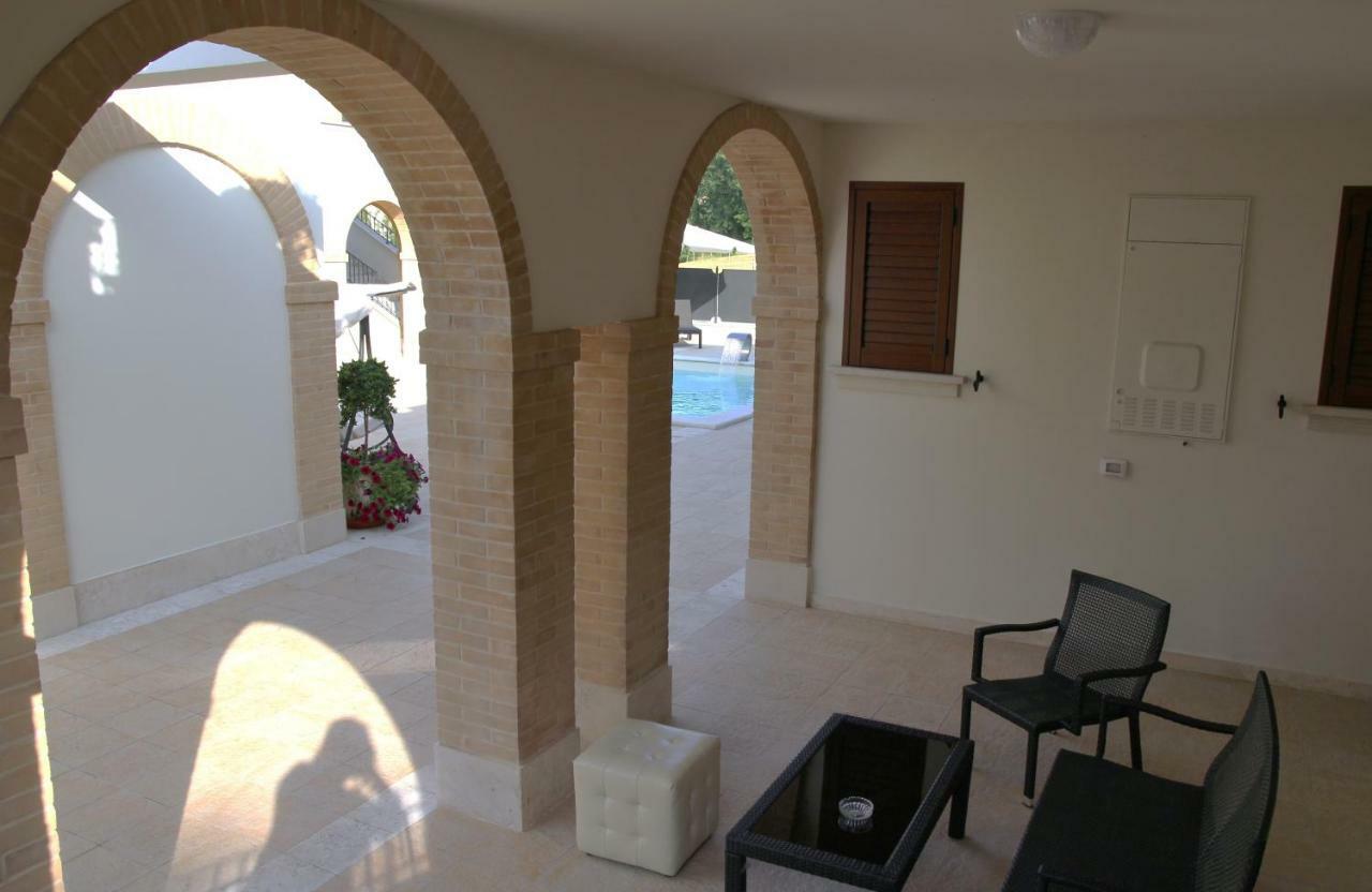 Residence Stella Del Gran Sasso Colledara Екстер'єр фото