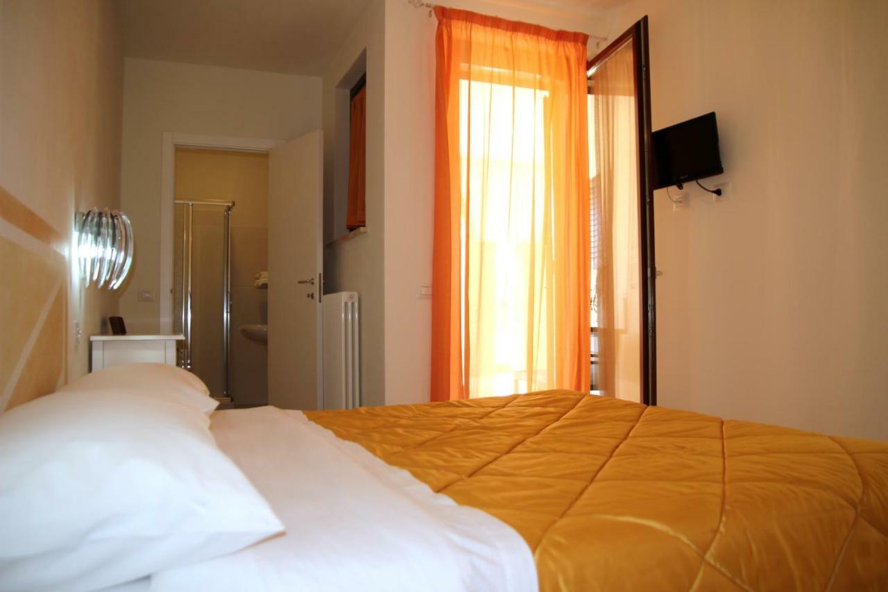 Residence Stella Del Gran Sasso Colledara Екстер'єр фото