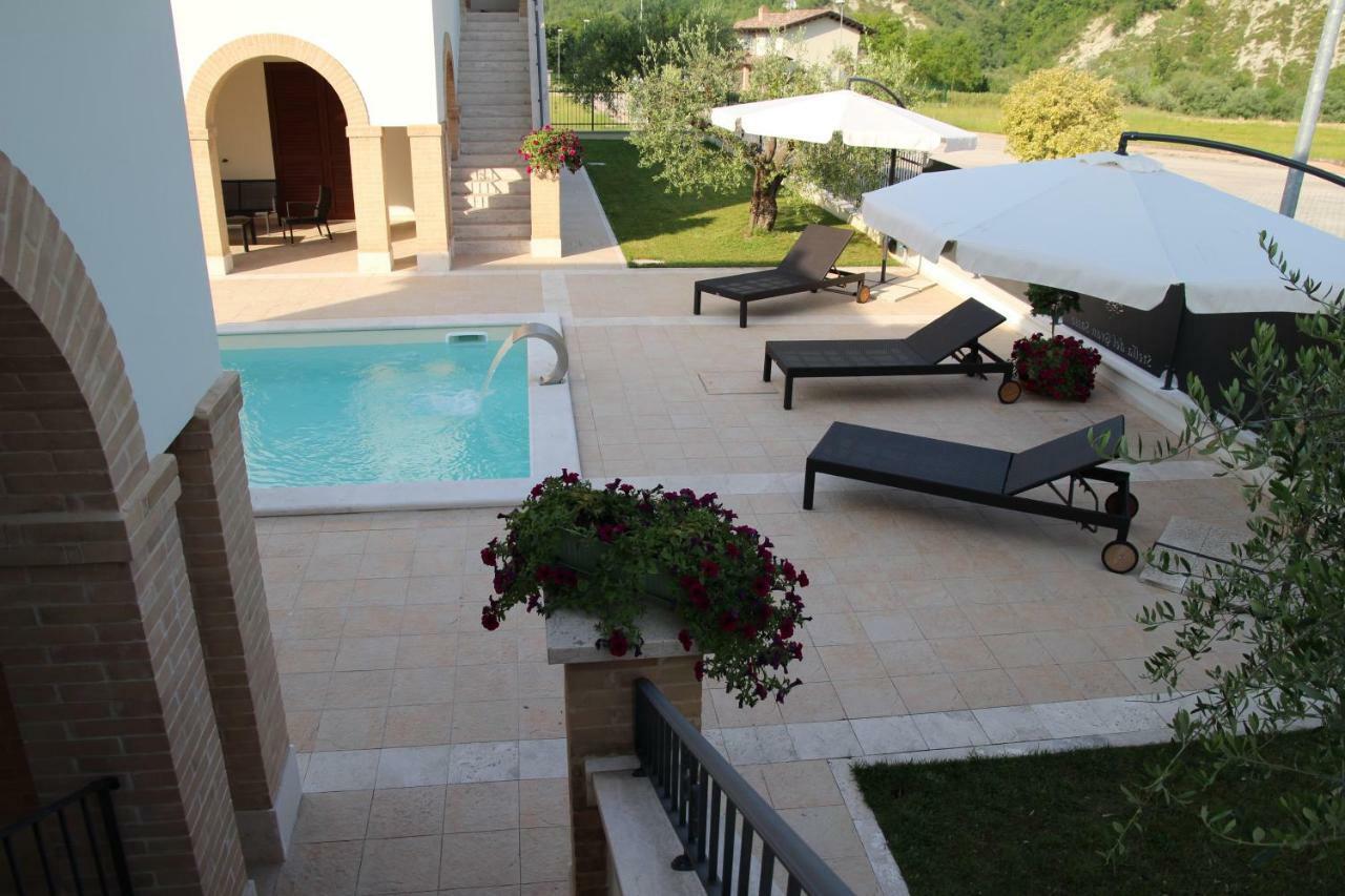 Residence Stella Del Gran Sasso Colledara Екстер'єр фото
