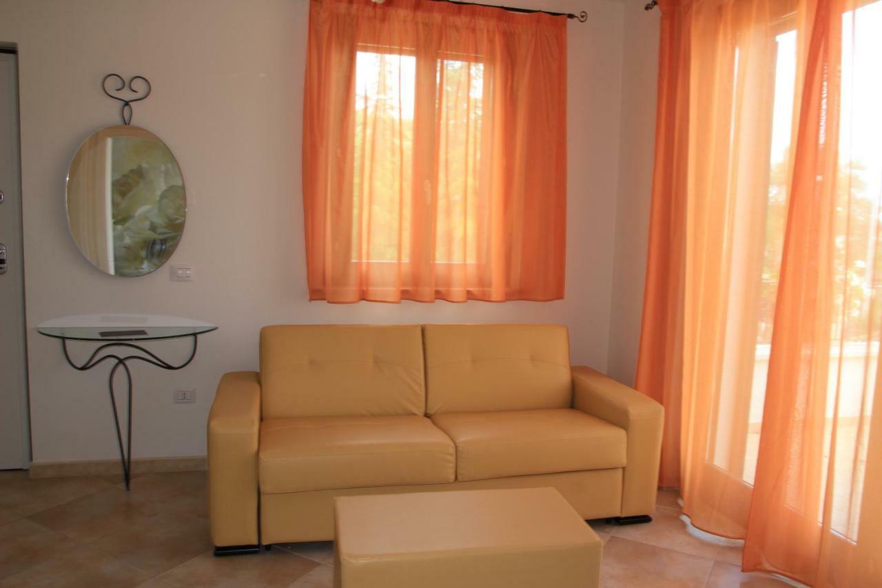 Residence Stella Del Gran Sasso Colledara Екстер'єр фото